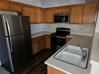 Photo #6: 2544736 Listing