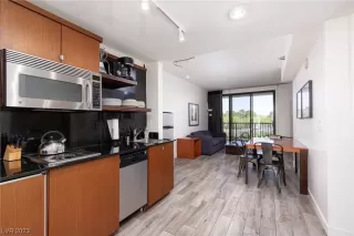 Photo #2: 2544764 Listing 