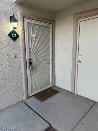 Photo #1: 2544775 Listing 