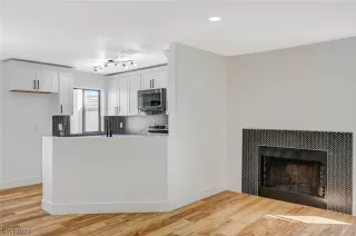 Photo #1: 2544823 Listing