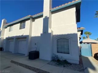 Photo #3: 2544846 Listing 