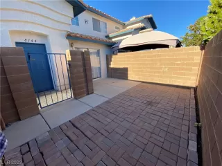 Photo #5: 2544846 Listing 