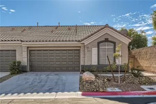 Photo #2: 2544857 Listing