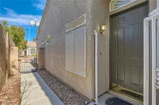 Photo #3: 2544857 Listing