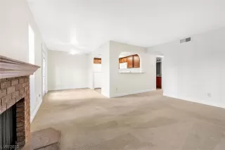 Photo #5: 2544858 Listing 