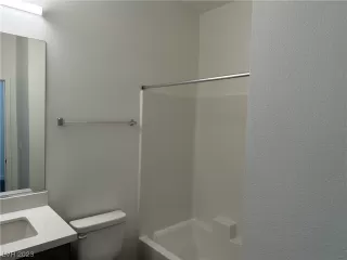 Photo #2: 2544886 Listing 