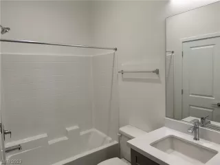 Photo #5: 2544886 Listing 