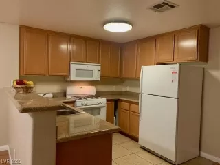 Photo #1: 2544904 Listing 