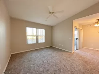 Photo #4: 2544924 Listing 