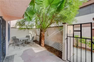 Photo #1: 2544931 Listing