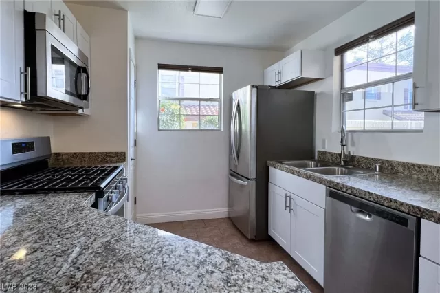 MLS: 2544970 Condo For Sale