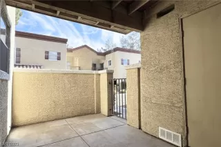 Photo #3: 2544970 Listing 