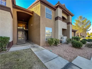 Photo #1: 2544993 Listing