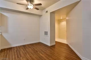 Photo #3: 2544993 Listing