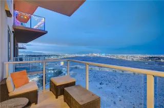 Photo #2: 2545033 Listing