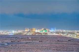 Photo #4: 2545033 Listing