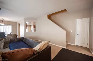 Photo #3: 2545051 Listing 