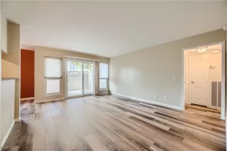Photo #3: 2545057 Listing 