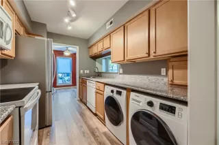 Photo #6: 2545057 Listing 