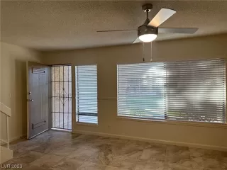 Photo #2: 2545073 Listing