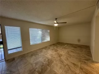 Photo #3: 2545073 Listing