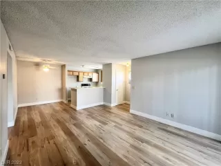 Photo #1: 2545129 Listing 