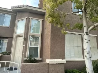 Photo #3: 2545175 Listing