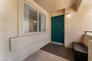 Photo #3: 2545180 Listing