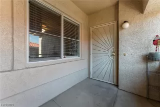 Photo #3: 2545184 Listing