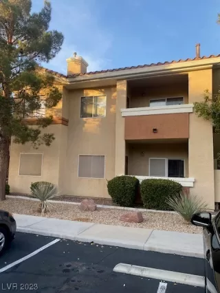 Photo #1: 2545188 Listing