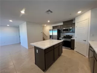 Photo #6: 2545224 Listing 