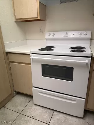 Photo #4: 2545225 Listing 