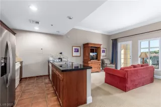 Photo #1: 2545227 Listing 