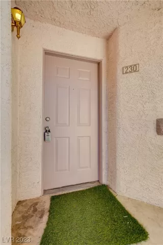 Photo #5: 2545241 Listing 