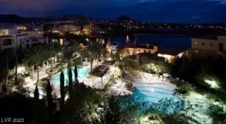 Photo #2: 2545259 Listing