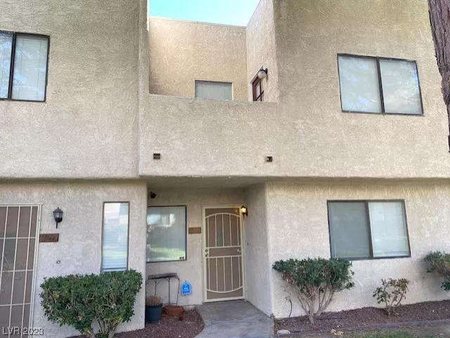 MLS: 2545275 Condo For Sale