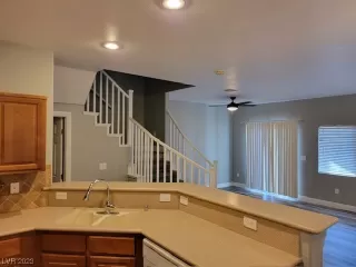 Photo #5: 2545297 Listing 