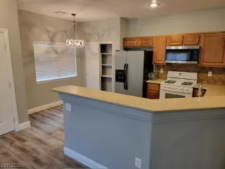 Photo #6: 2545297 Listing 