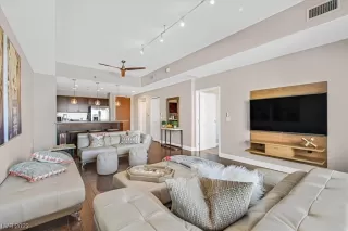 Photo #5: 2545312 Listing 