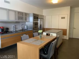 Photo #4: 2545328 Listing 