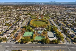 Photo #3: 2545348 Listing