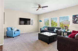 Photo #6: 2545348 Listing