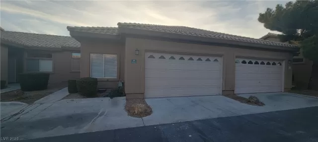 MLS: 2545382 Condo For Sale