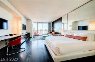 Photo #2: 2545413 Listing