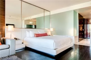 Photo #6: 2545413 Listing