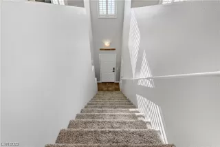 Photo #6: 2545510 Listing 