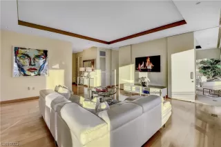 Photo #5: 2545529 Listing 