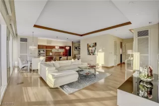 Photo #6: 2545529 Listing 