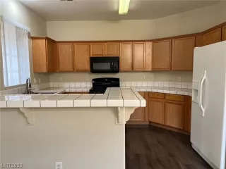 Photo #3: 2545541 Listing 