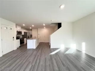 Photo #4: 2545551 Listing 